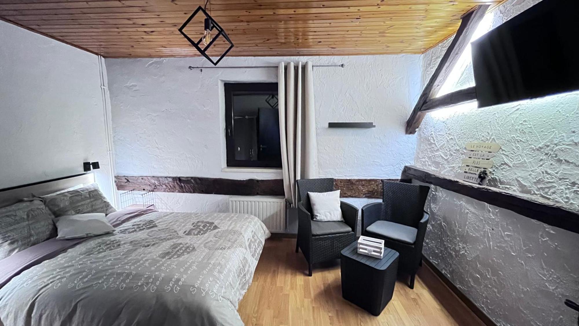 Bed and Breakfast Chez Bene Rochefort Esterno foto